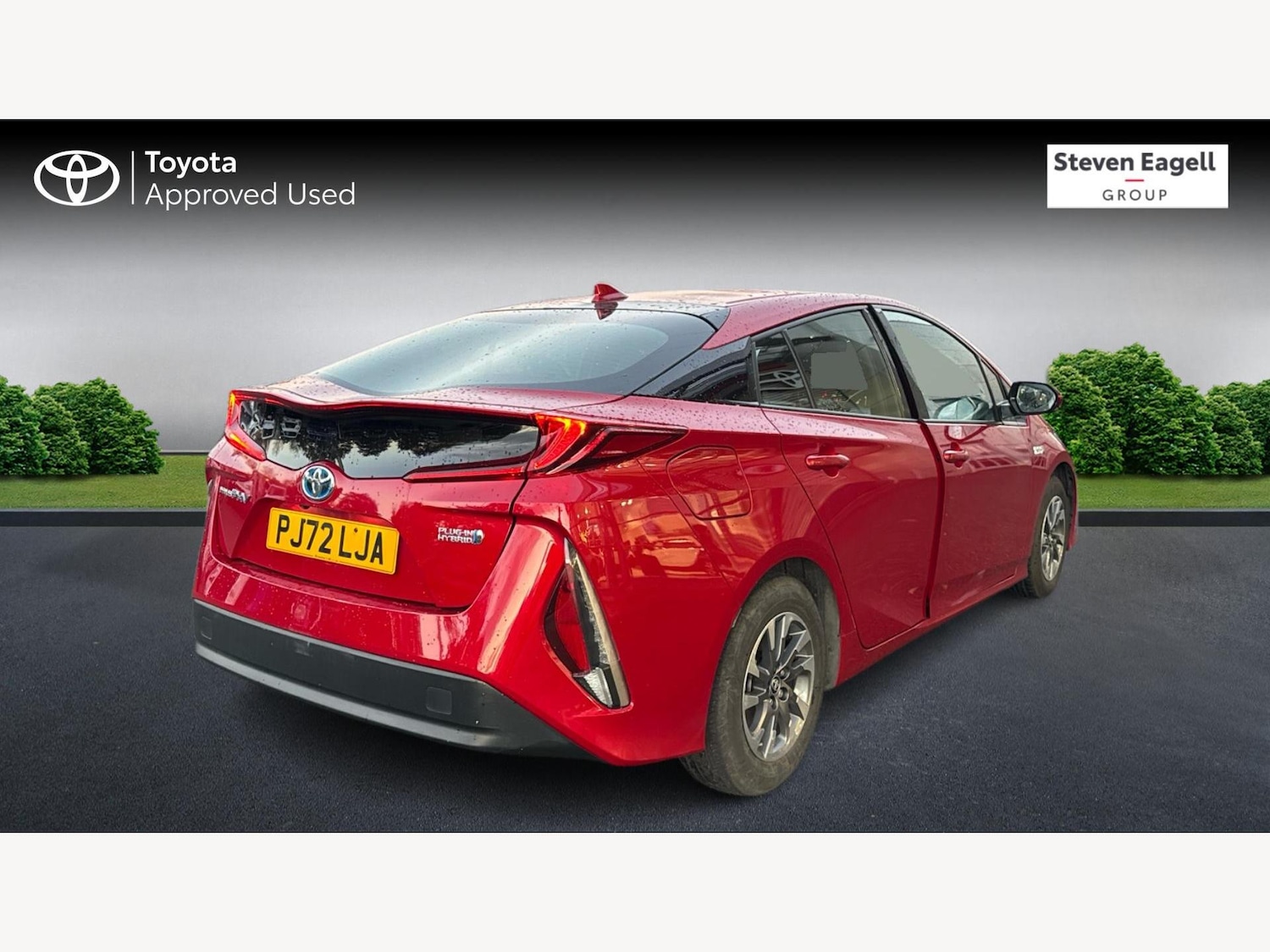 Used Toyota Prius 2023 for sale - 76689930: Photo 2