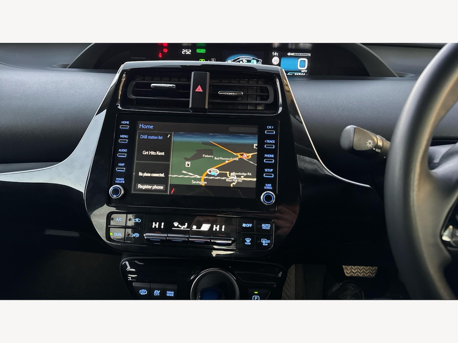 Used Toyota Prius 2023 for sale - 76689930: Photo 9