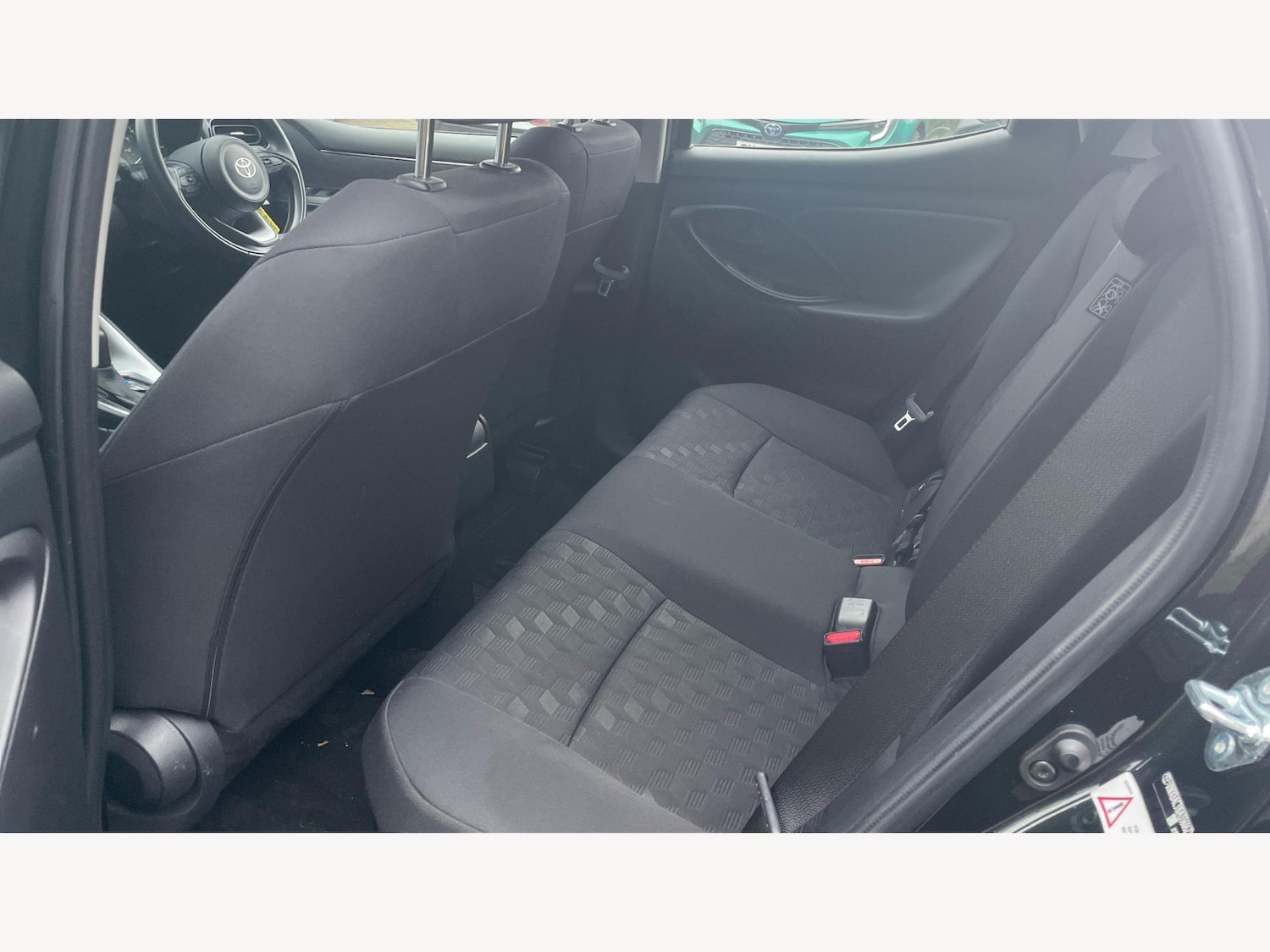 Used Toyota Yaris 2024 for sale - 77412204: Photo 15