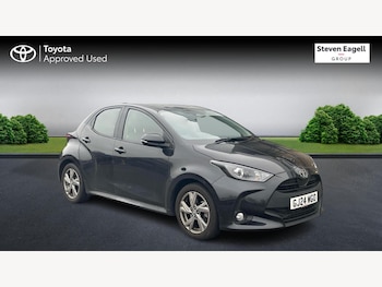 Used Toyota Yaris 2024 for sale - 77412204: Photo