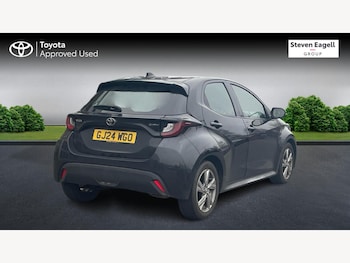 Used Toyota Yaris 2024 for sale - 77412204: Photo