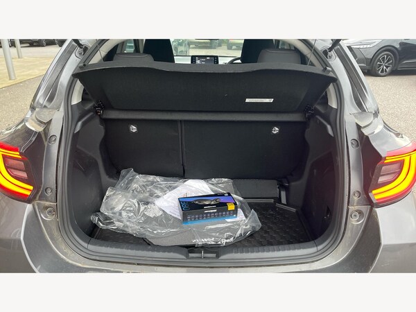 Used Toyota Yaris 2023 for sale - 76189764: Photo 16