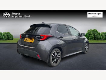 Used Toyota Yaris 2023 for sale - 76189764: Photo 2