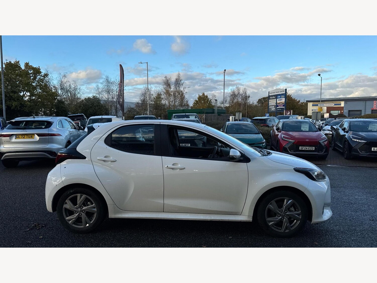 Used Toyota Yaris 2024 for sale - 76899354: Photo 18