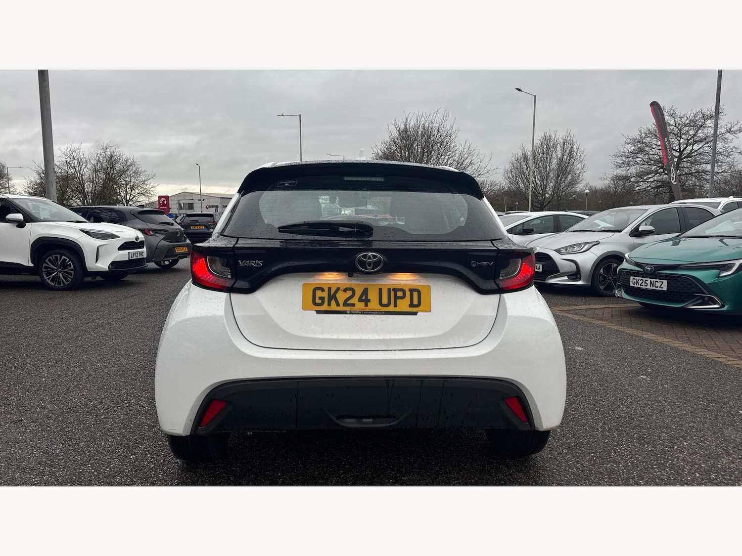 Used Toyota Yaris 2024 for sale - 77695981: Photo 21