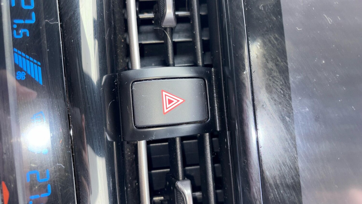 Used Toyota C-HR 2022 for sale - 77175077: Photo 33