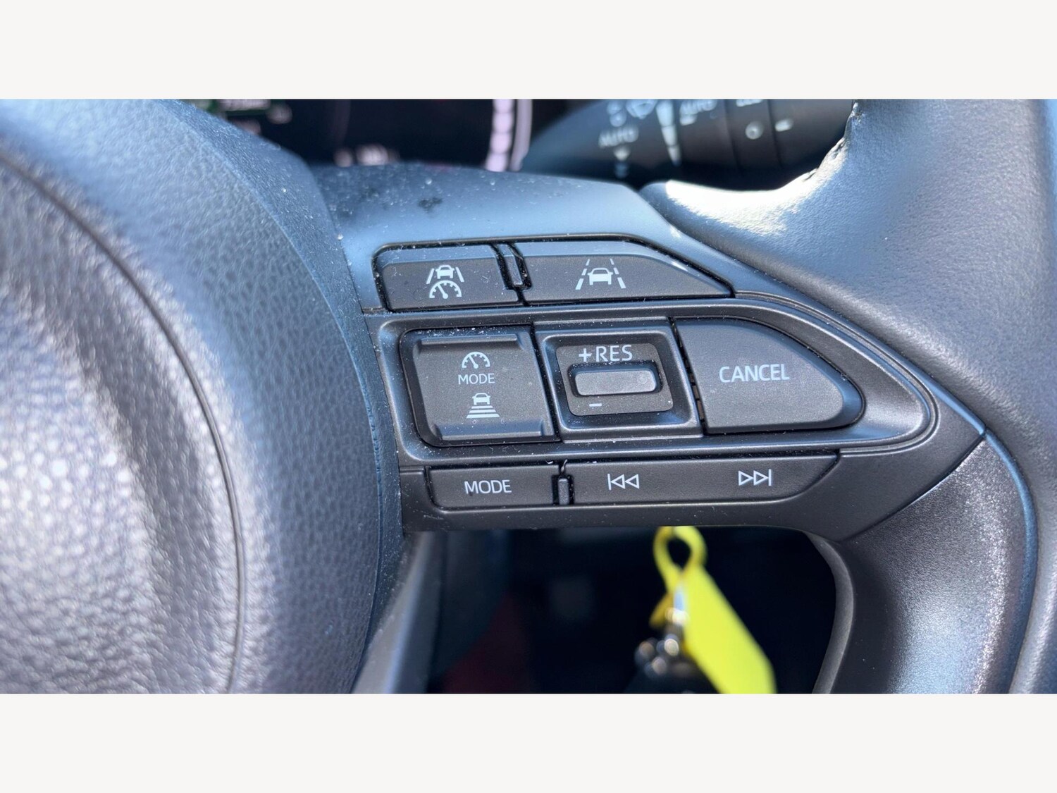 Used Toyota Yaris 2024 for sale - 77175079: Photo 25