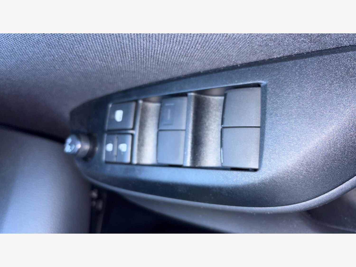 Used Toyota Yaris 2024 for sale - 77175079: Photo 26