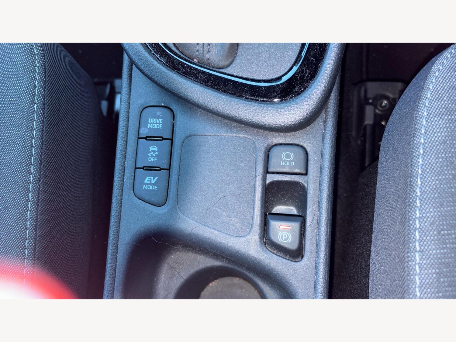 Used Toyota Yaris 2024 for sale - 77175079: Photo 27