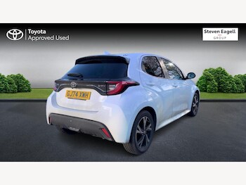 Used Toyota Yaris 2024 for sale - 77175079: Photo