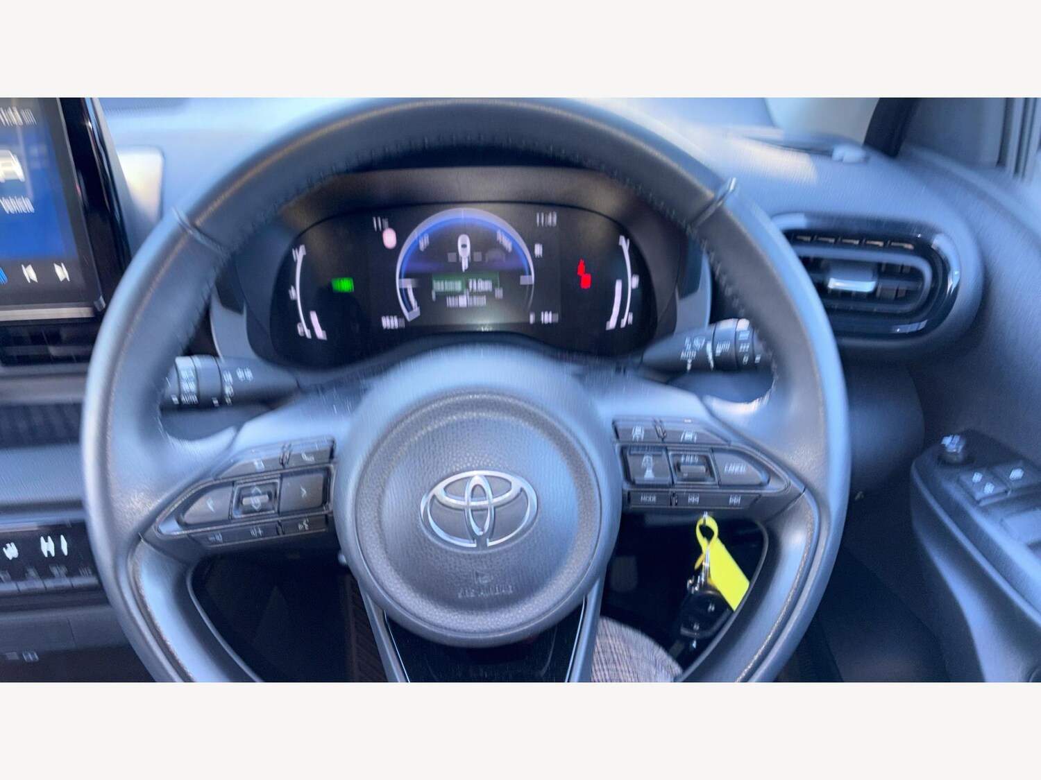 Used Toyota Yaris 2024 for sale - 77175079: Photo 7