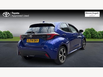 Used Toyota Yaris 2024 for sale - 79048975: Photo