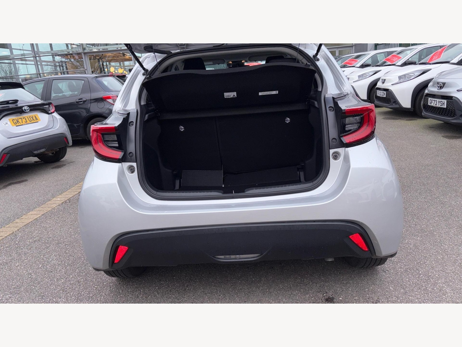 Used Toyota Yaris 2021 for sale - 77216075: Photo 16