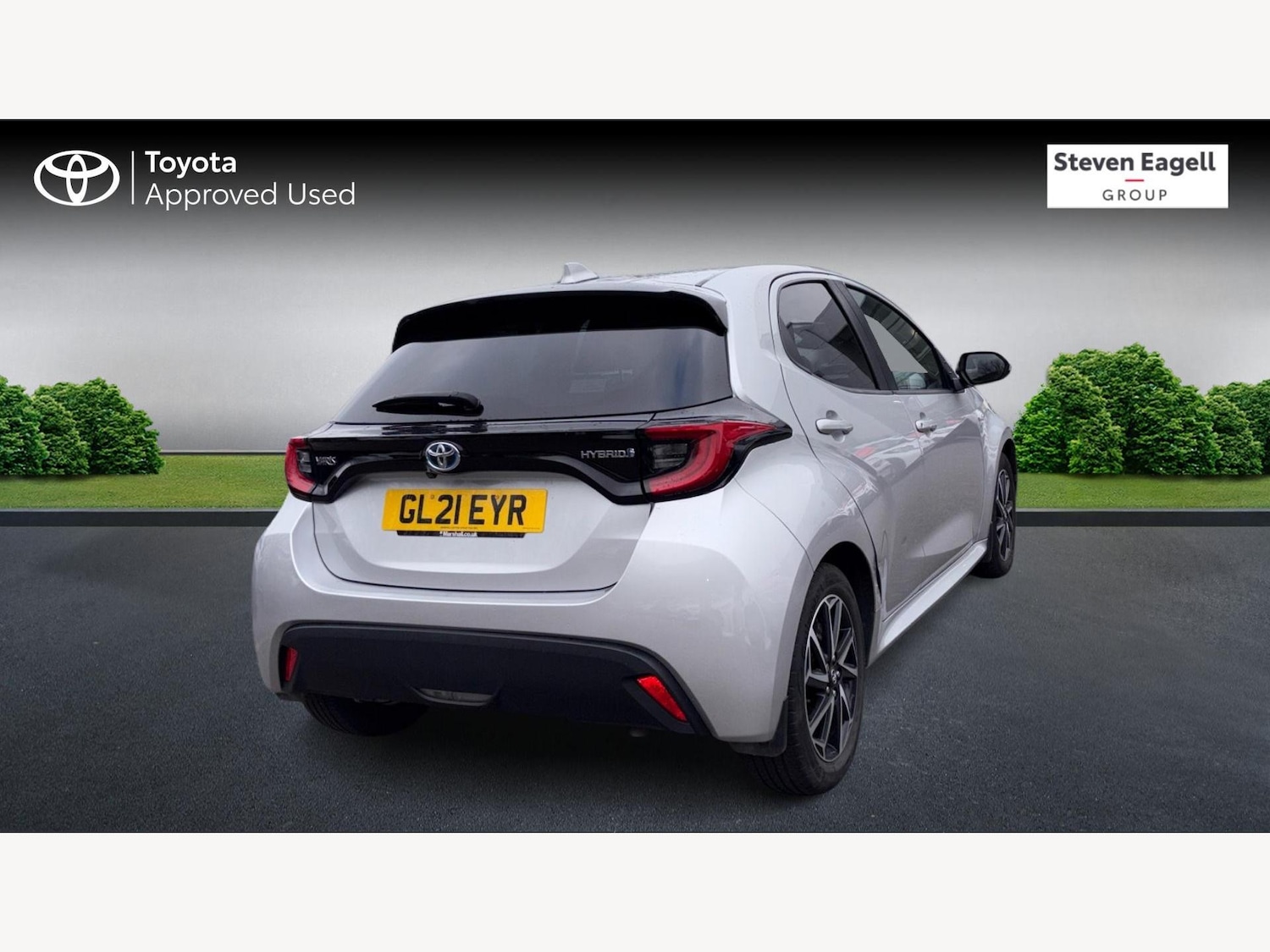 Used Toyota Yaris 2021 for sale - 77216075: Photo 2