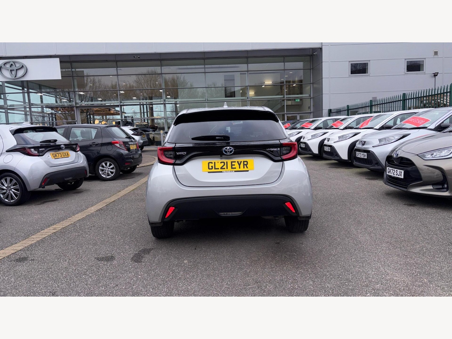 Used Toyota Yaris 2021 for sale - 77216075: Photo 21