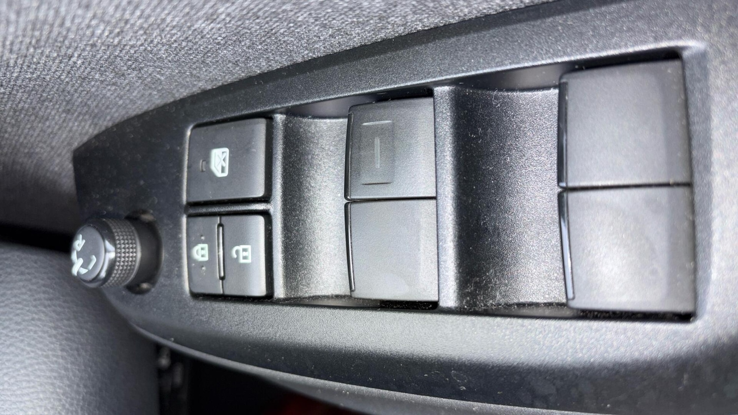 Used Toyota Yaris 2021 for sale - 77216075: Photo 32