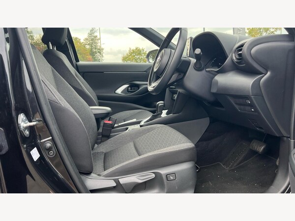 Used Toyota Yaris Cross 2023 for sale - 76201453: Photo 13