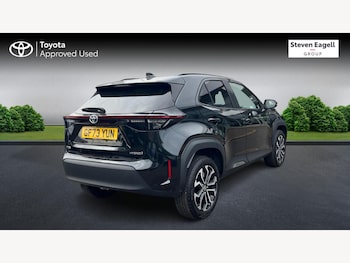 Used Toyota Yaris Cross 2023 for sale - 76201453: Photo 2