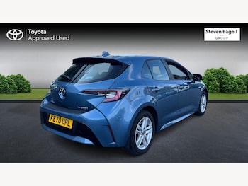 Used Toyota Corolla 2020 for sale - 76259777: Photo 2