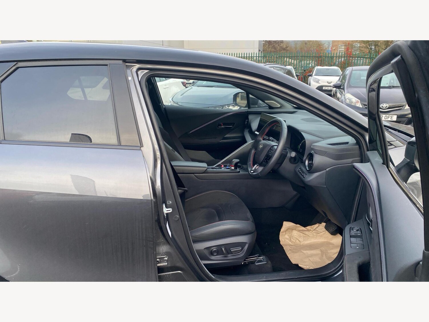 Used Toyota C-HR 2024 for sale - 77230246: Photo 13