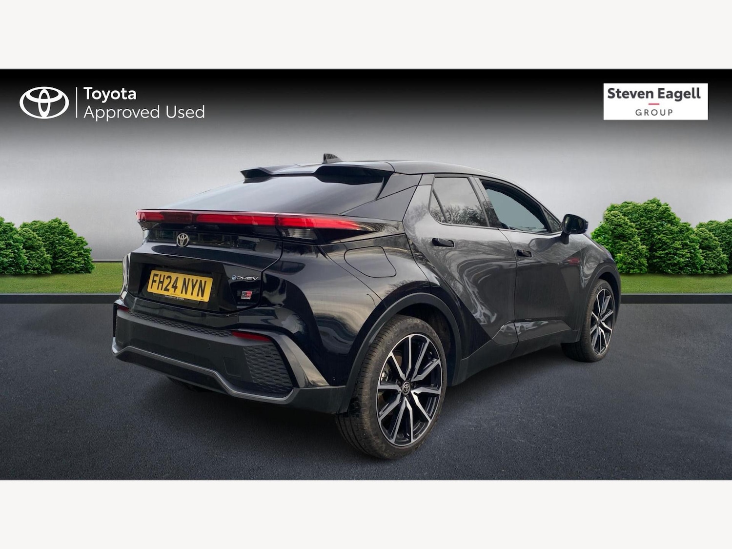 Used Toyota C-HR 2024 for sale - 77230246: Photo 2