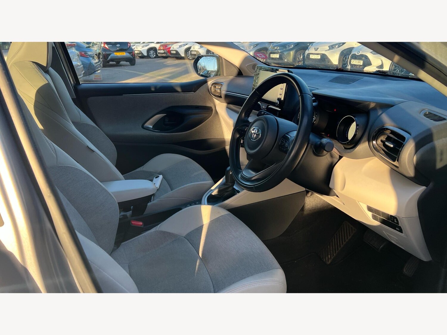 Used Toyota Yaris 2021 for sale - 76613207: Photo 13