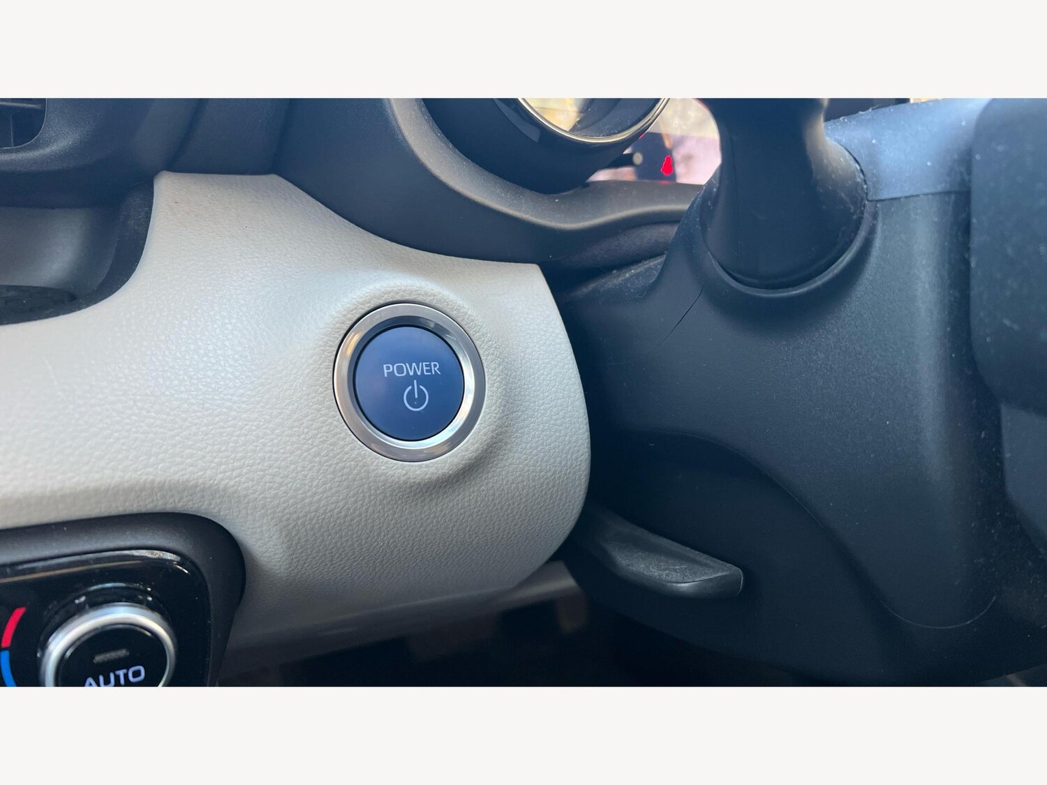 Used Toyota Yaris 2021 for sale - 76613207: Photo 27