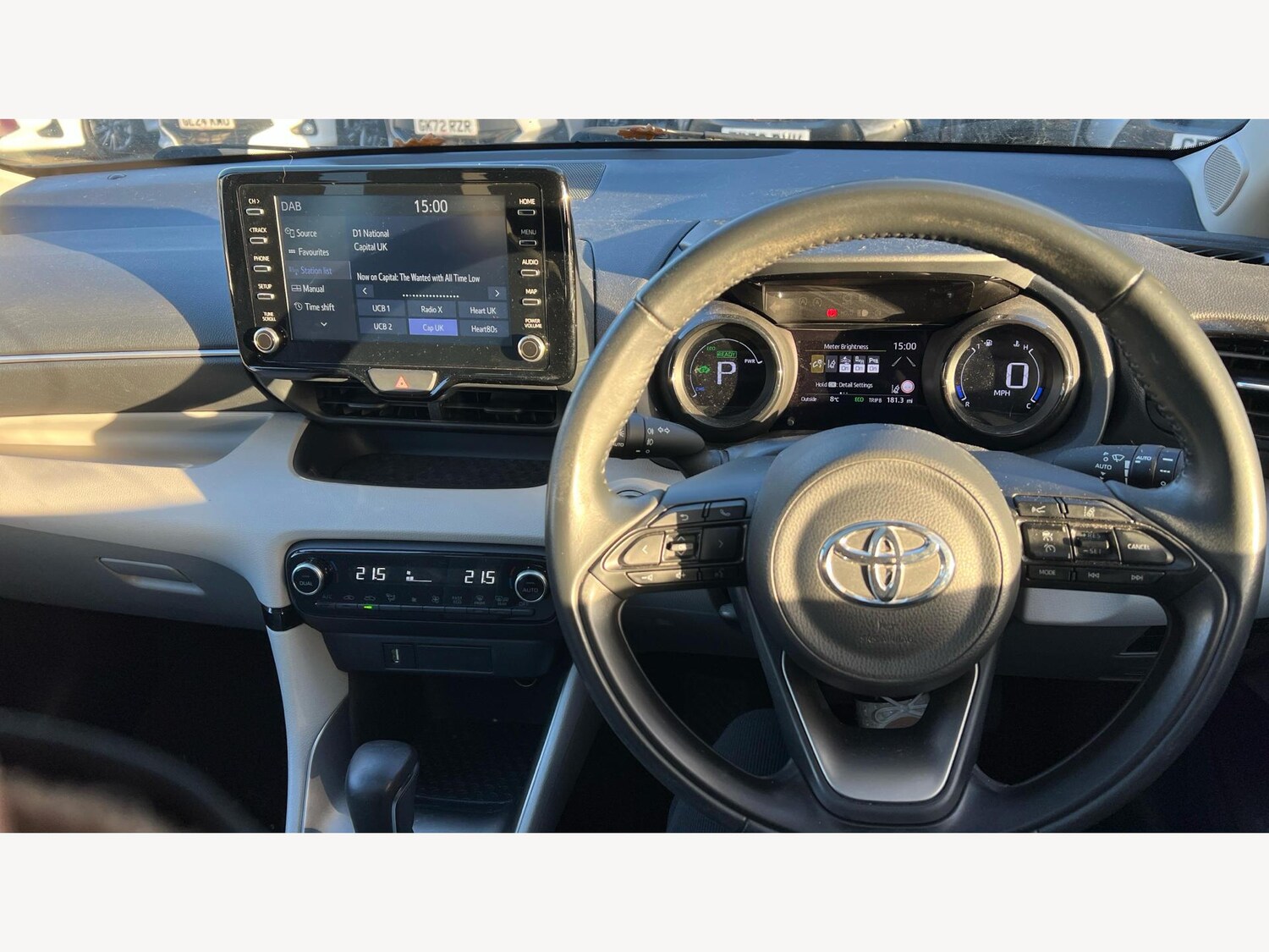 Used Toyota Yaris 2021 for sale - 76613207: Photo 8
