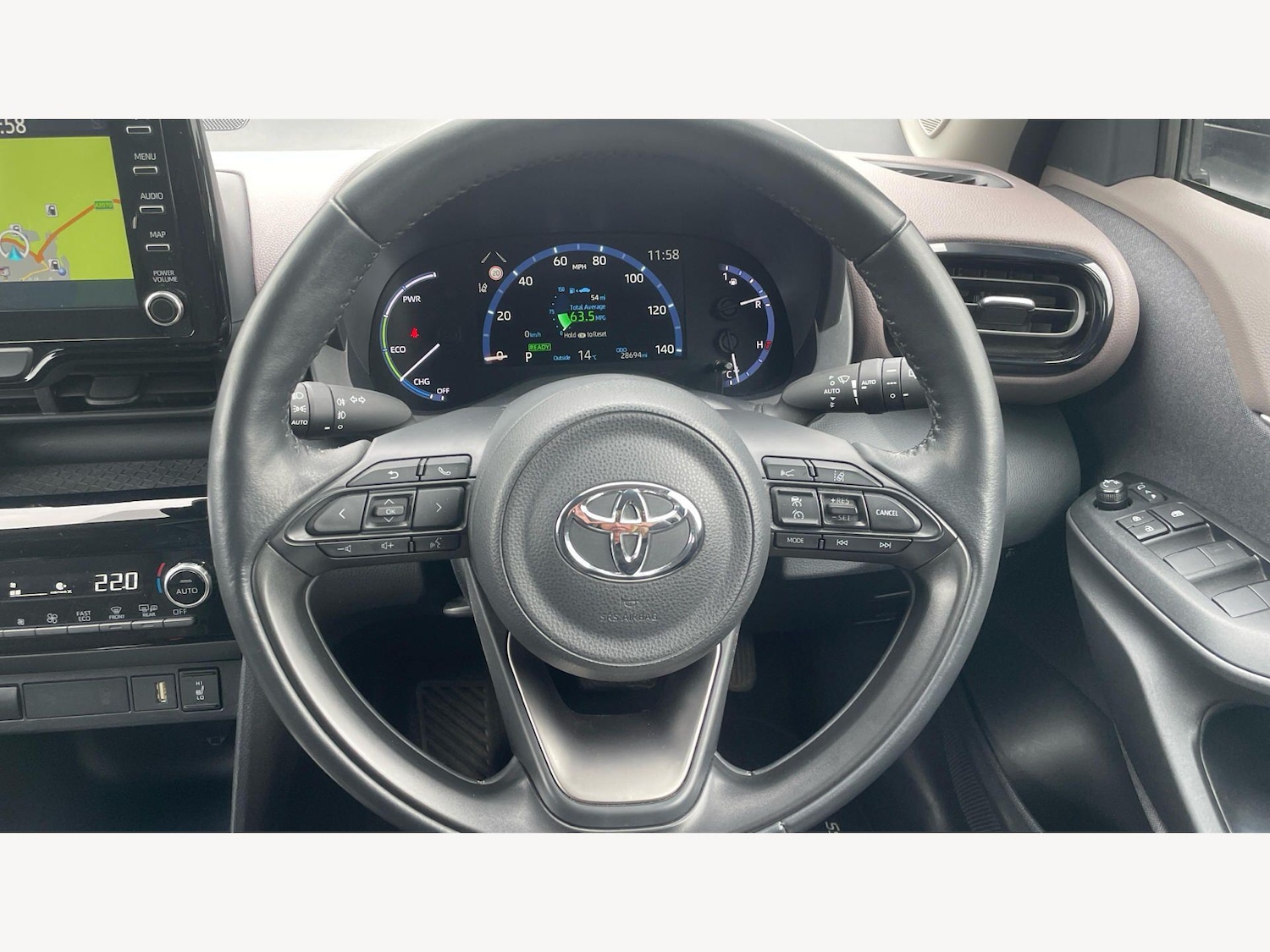 Used Toyota Yaris Cross for sale - 77723062: Photo 10