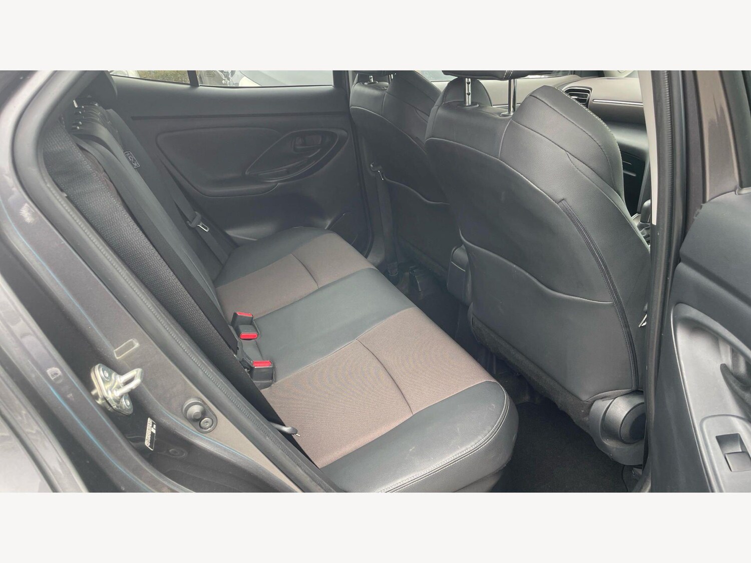 Used Toyota Yaris Cross for sale - 77723062: Photo 14