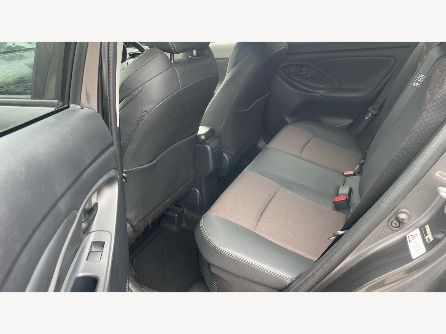 Used Toyota Yaris Cross for sale - 77723062: Photo 15