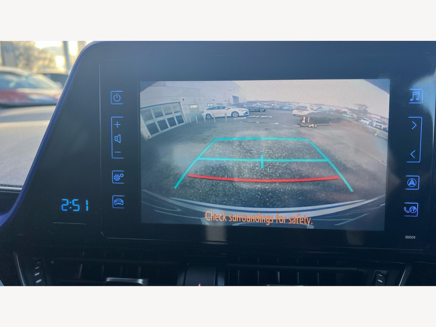 Used Toyota C-HR for sale - 77683711: Photo 25