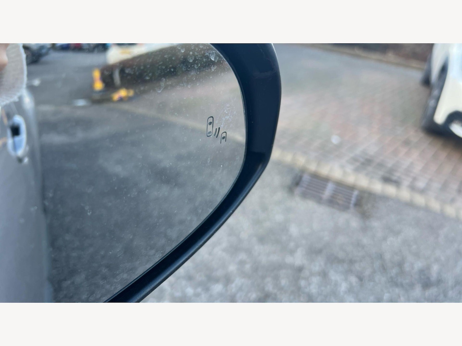 Used Toyota C-HR for sale - 77683711: Photo 27