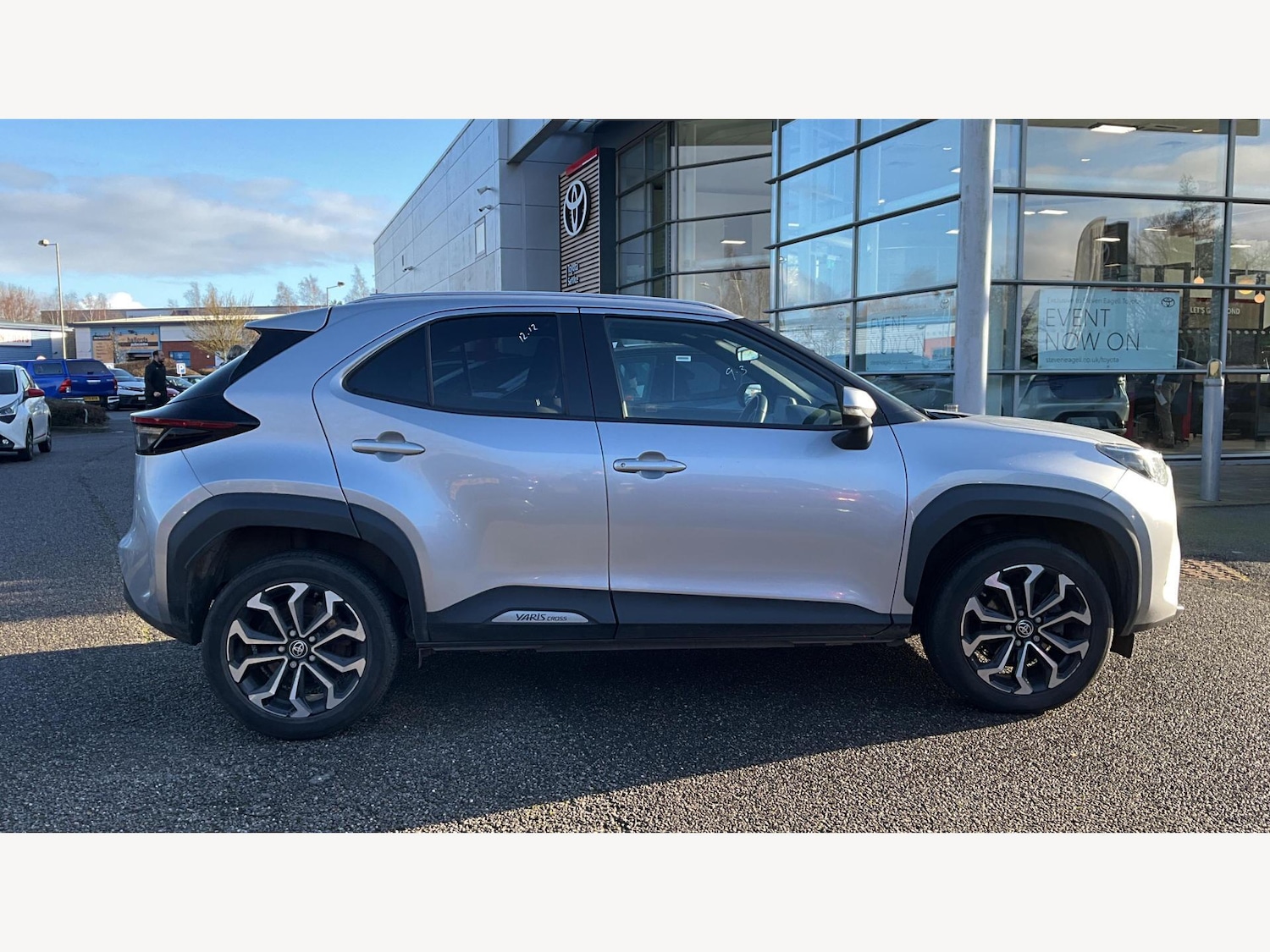 Used Toyota Yaris Cross 2022 for sale - 77073927: Photo 18