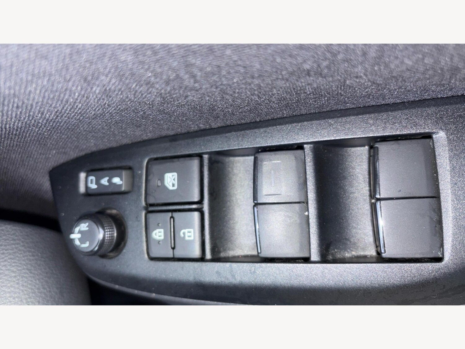 Used Toyota Yaris Cross for sale - 77768093: Photo 27