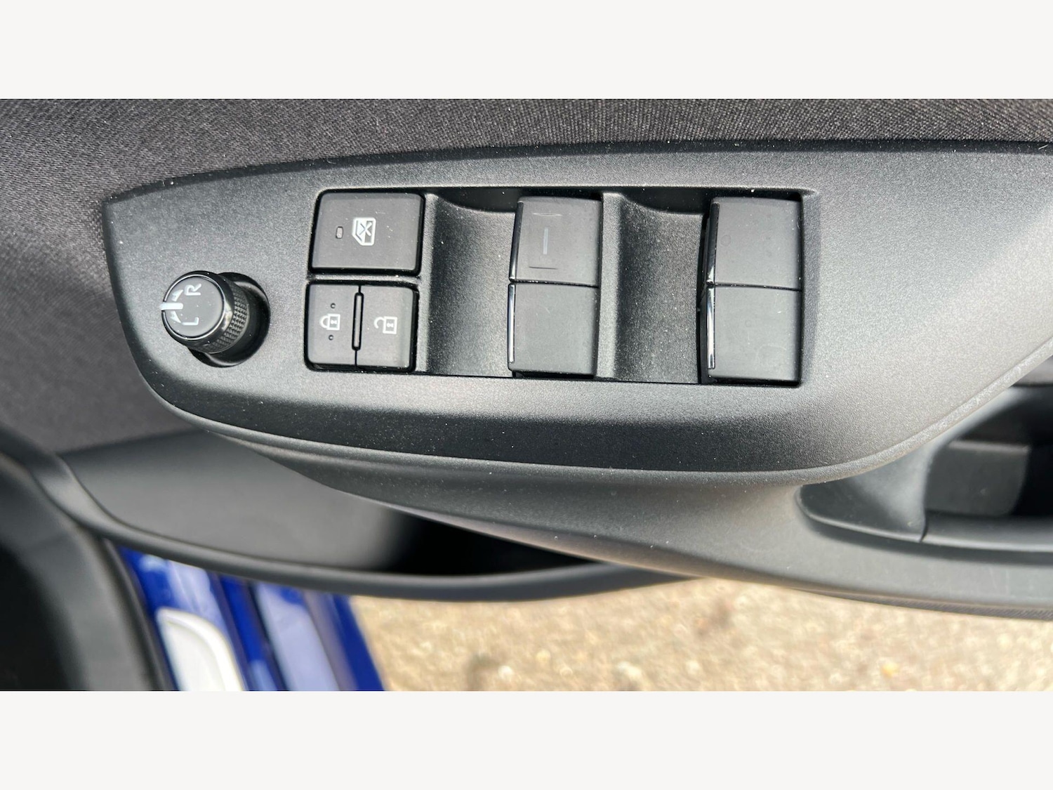 Used Toyota Yaris for sale - 78116186: Photo 27