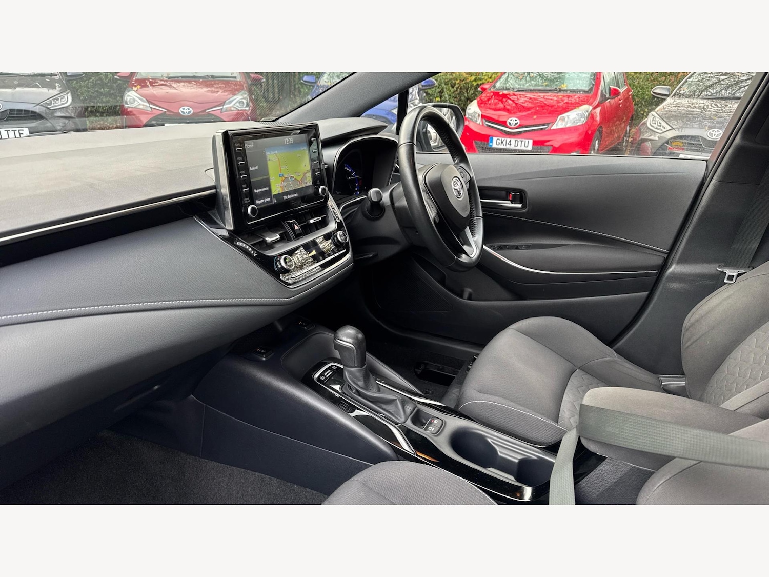 Used Toyota Corolla for sale - 77230395: Photo 12