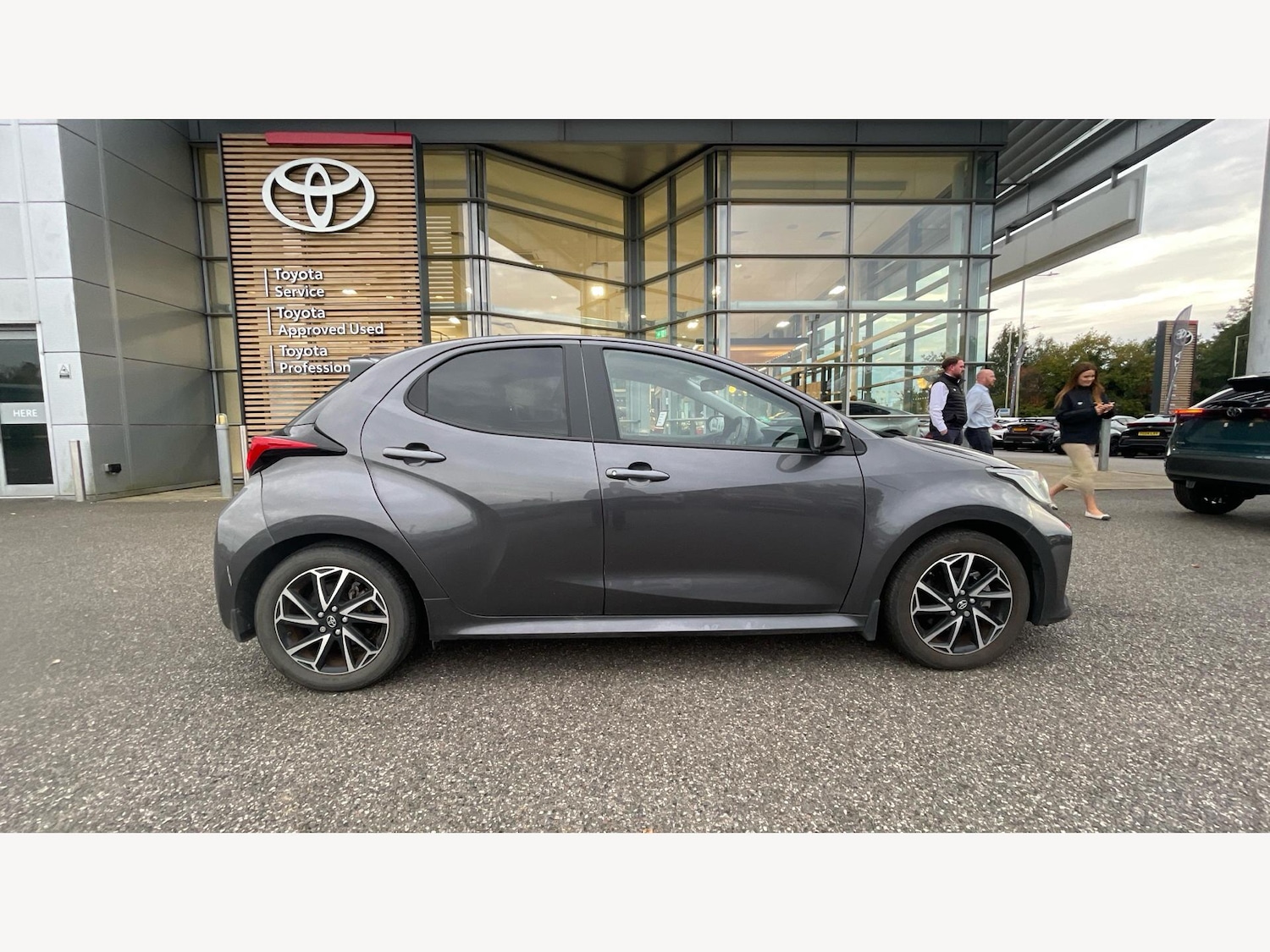 Used Toyota Yaris 2023 for sale - 77646329: Photo 18