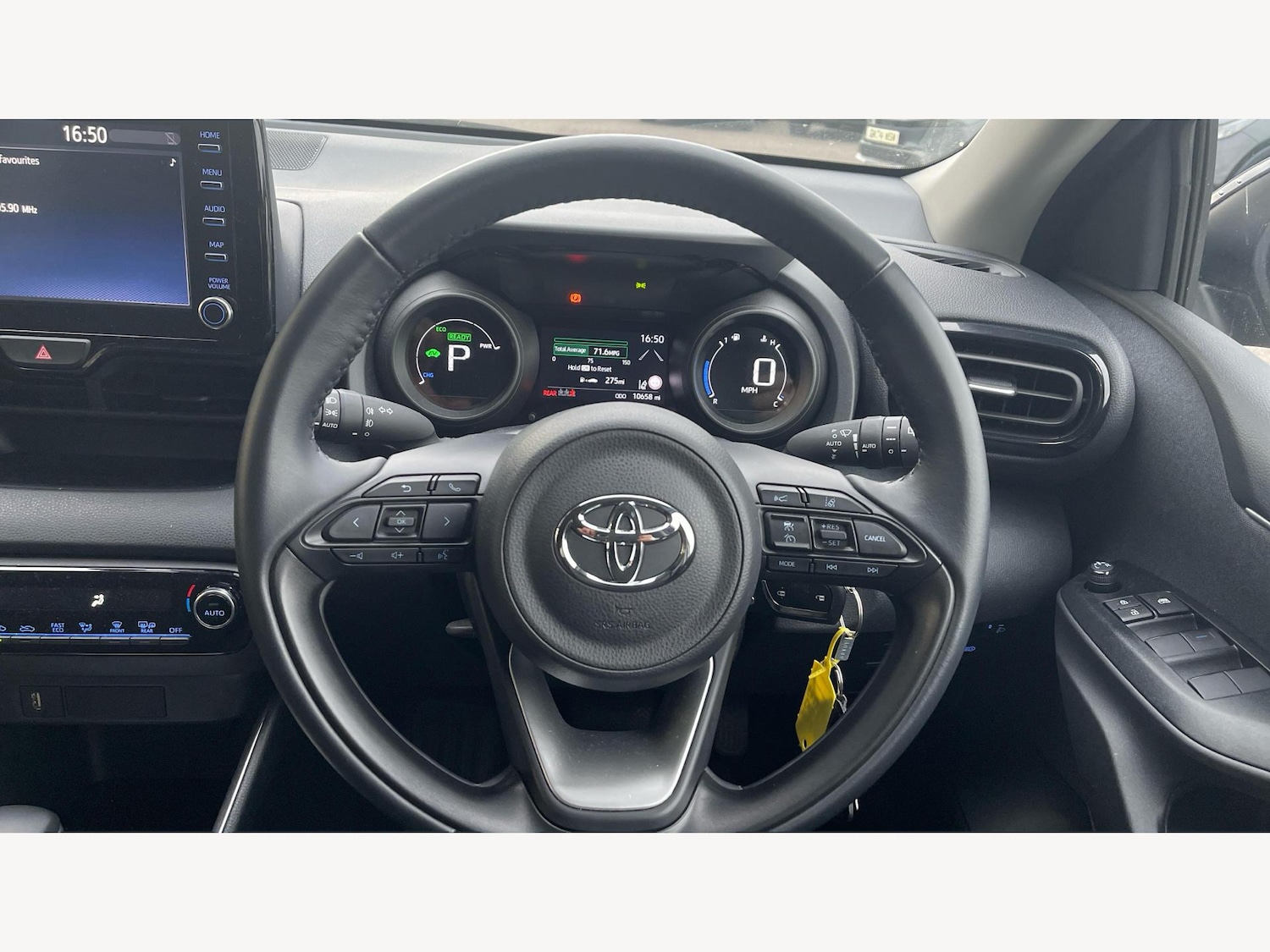 Used Toyota Yaris 2023 for sale - 77646329: Photo 8