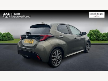 Used Toyota Yaris 2023 for sale - 78504974: Photo