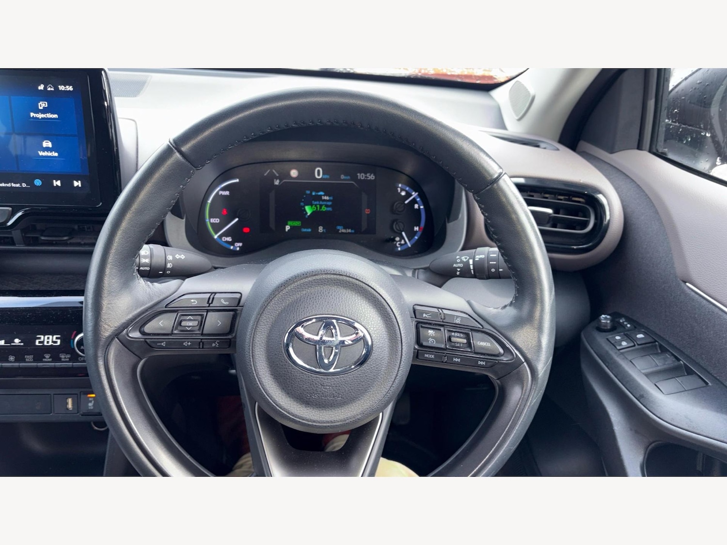 Used Toyota Yaris Cross 2023 for sale - 77455061: Photo 8