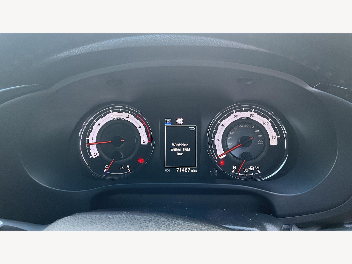 Used Toyota Hilux 2020 for sale - 77723239: Photo 11