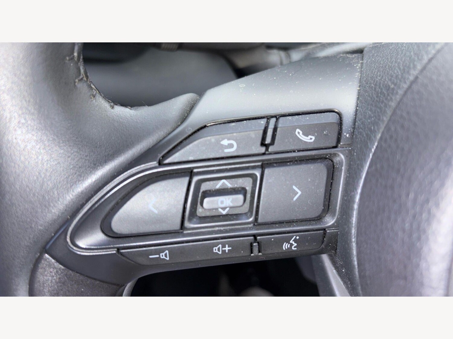 Used Toyota Yaris 2024 for sale - 78007248: Photo 26