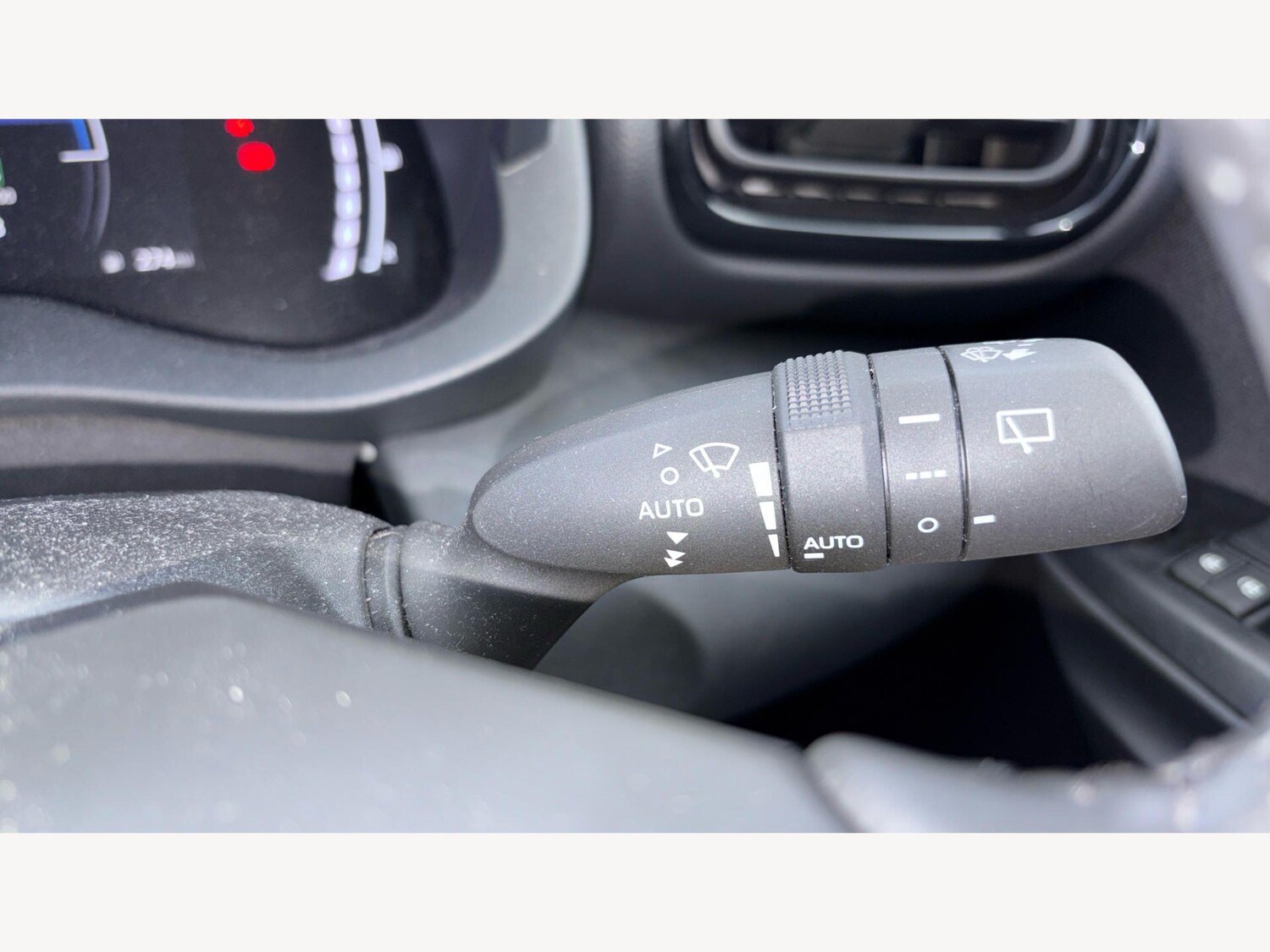 Used Toyota Yaris 2024 for sale - 78007248: Photo 30