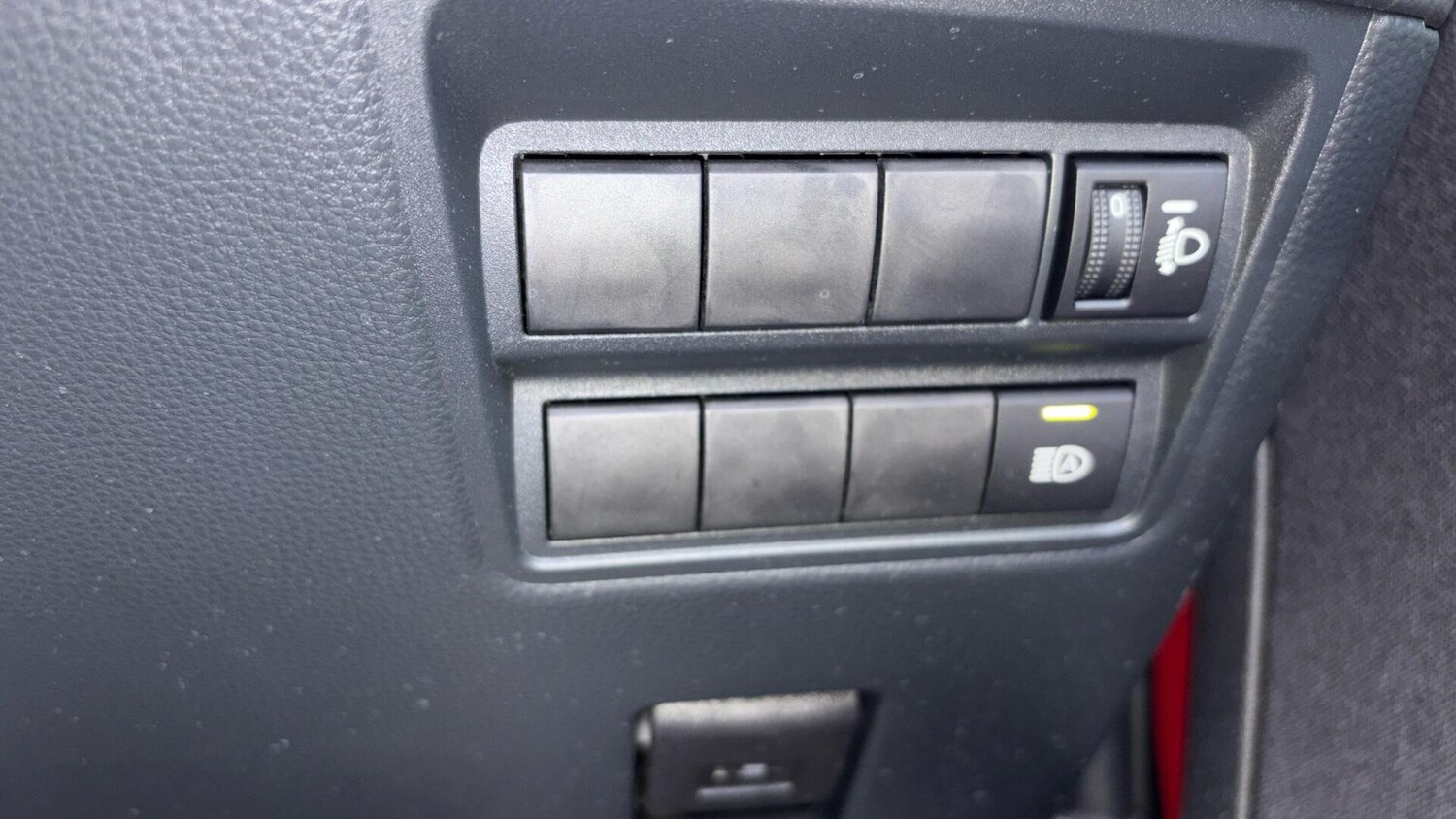 Used Toyota Yaris 2024 for sale - 78007248: Photo 32