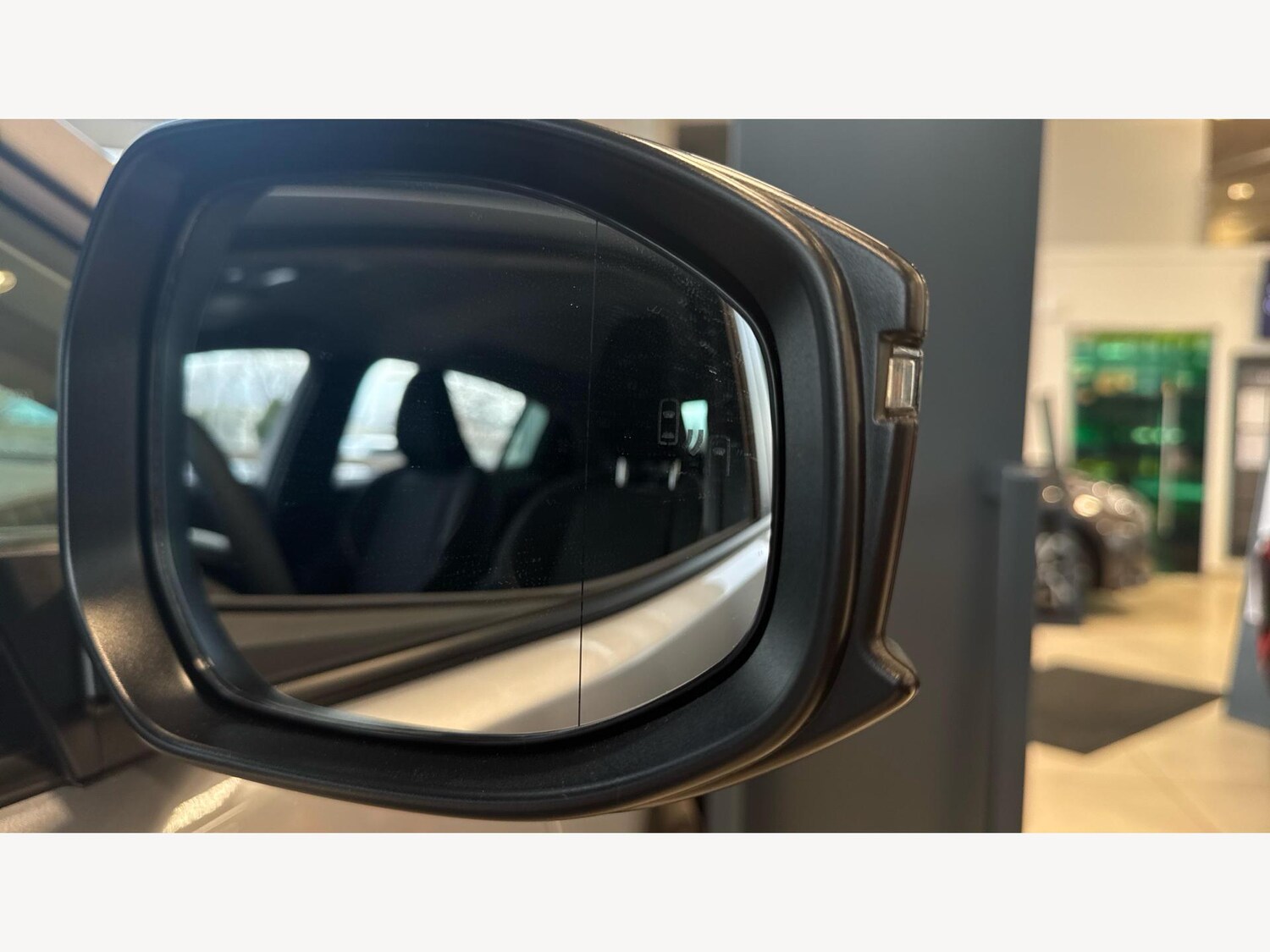 Used Toyota Prius 2025 for sale - 77537401: Photo 26