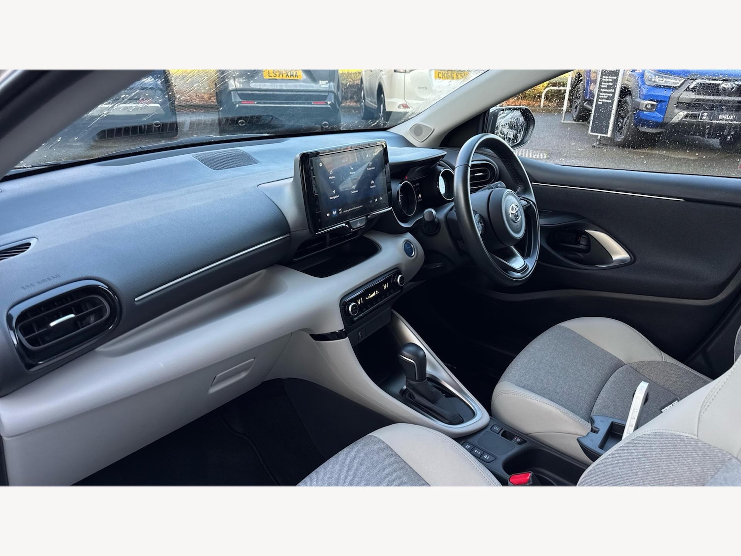 Used Toyota Yaris 2022 for sale - 76561776: Photo 12