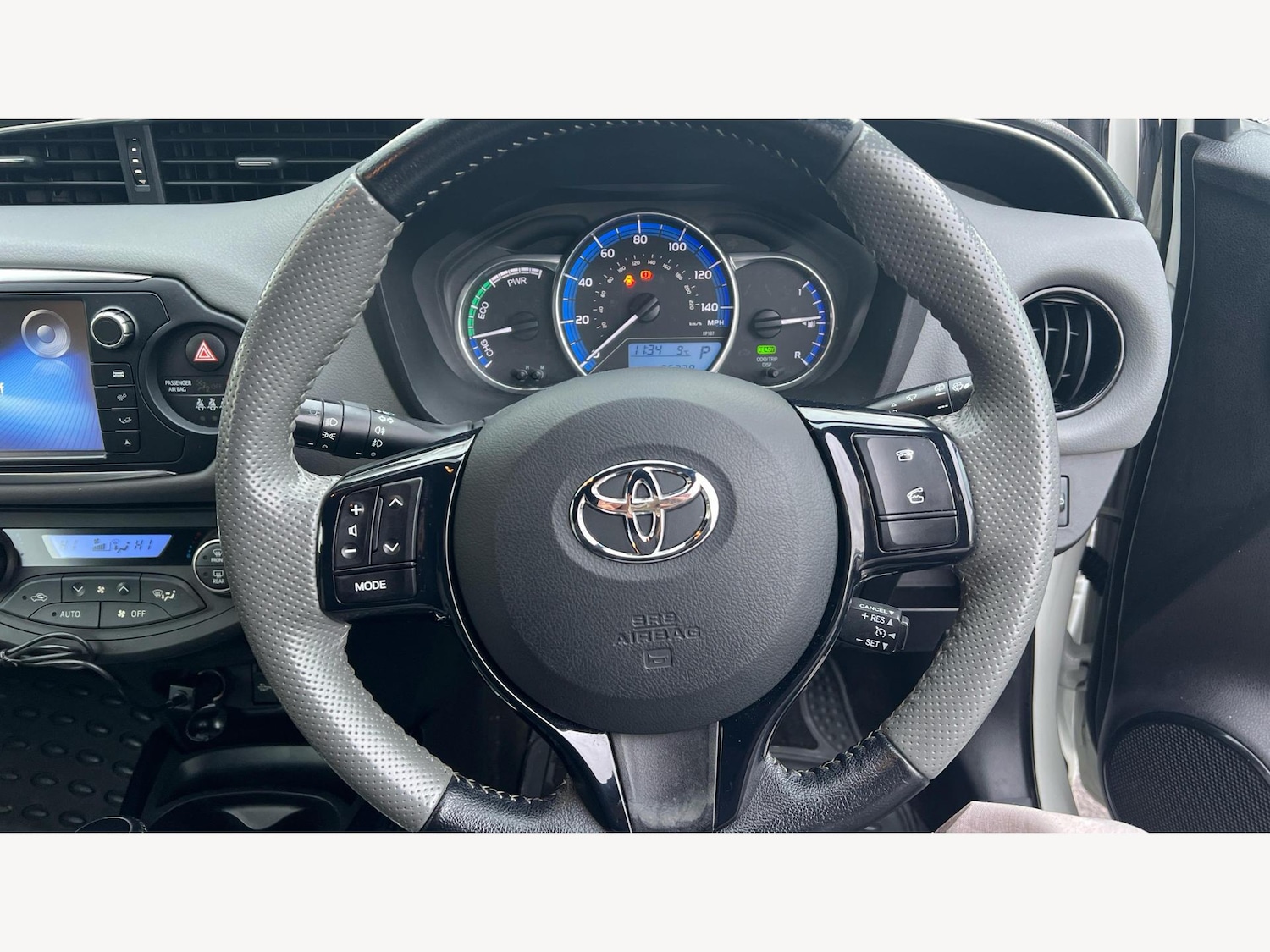 Used Toyota Yaris 2016 for sale - 77279385: Photo 10