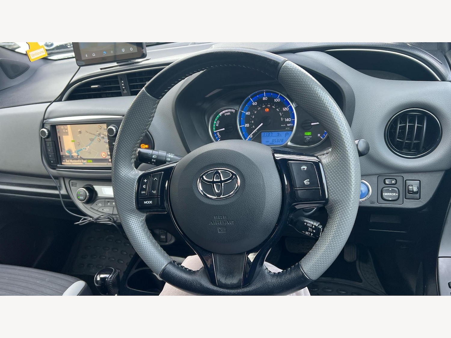 Used Toyota Yaris 2016 for sale - 77279385: Photo 8