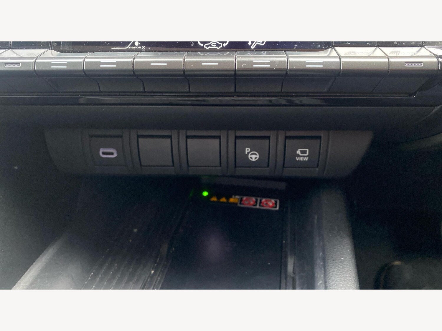 Used Toyota C-HR 2024 for sale - 77411237: Photo 23